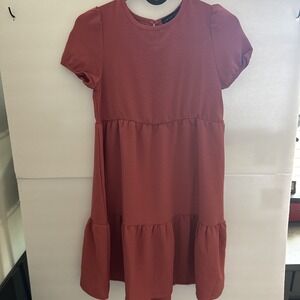 New Love Ellie Short Sleeve Salmon Dress Girls Size Medium (8/10)